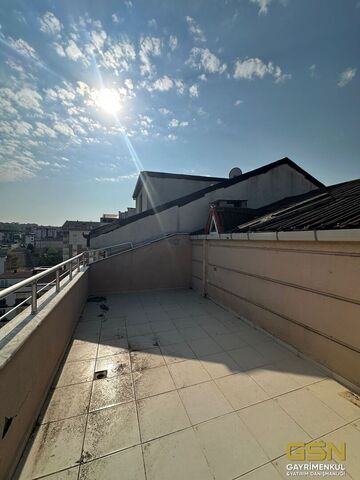 21-ÇAYIROVA ATATÜRK MAH. MUAMMER AKSOY CADDESİN'DE 2+1 ÜST DUBLEKS